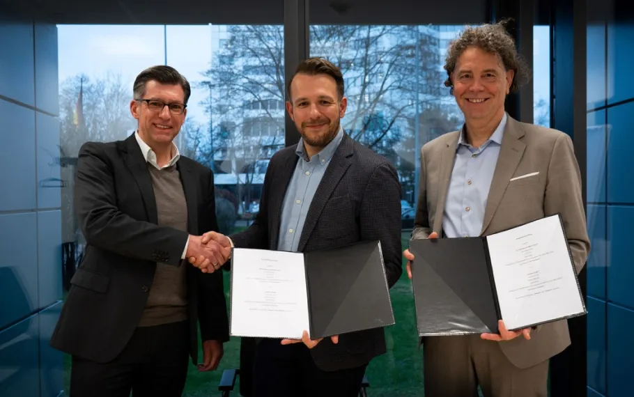 TÜV Rheinland und Certivity stärken Zusammenarbeit und schließen Partnerschaft für digitales Zulassungsmanagement